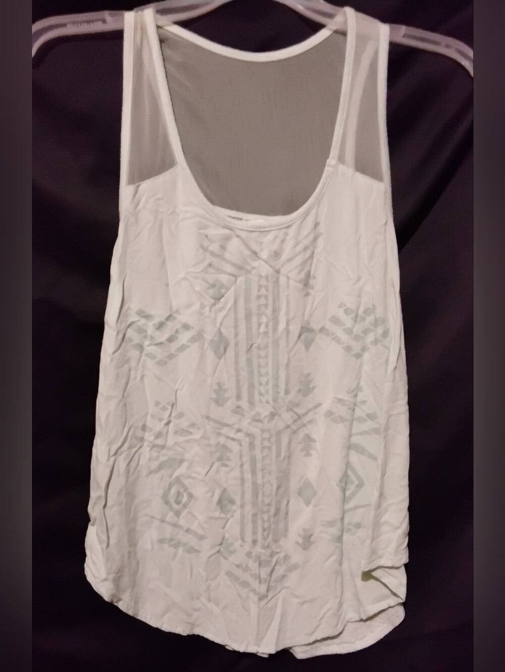 Mossimo White Sleeveless Embroidered Tank Top - Women